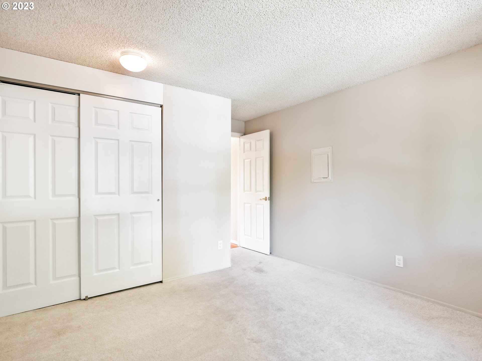 12616 Northwest Barnes Road, Unit 5 Portland, OR 97229 - Photo 10 of 25 Gallery Image 10