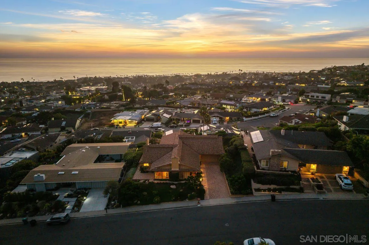 5504 Rutgers Road La Jolla, CA 92037 - Photo 53 of 53 an aerial view of a city