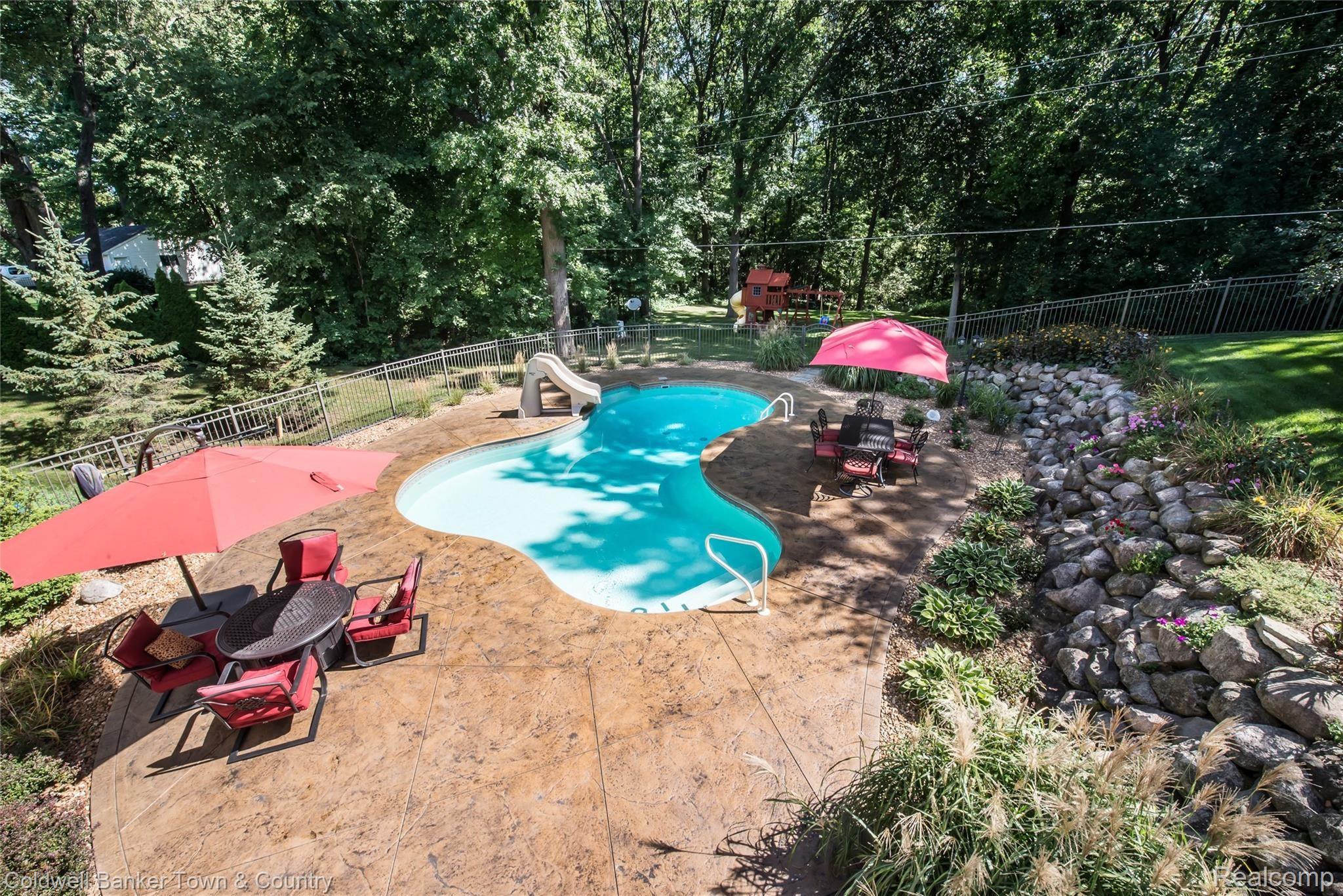 3095 Hunter Road Brighton, MI 48114 - Photo 5 of 92 DSC_9.jpg