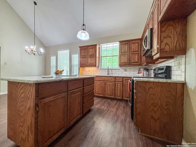 $2,750 | 134 Maderas, Seguin, TX 78155