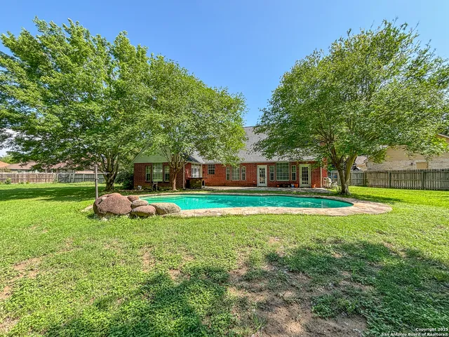 $2,750 | 134 Maderas, Seguin, TX 78155