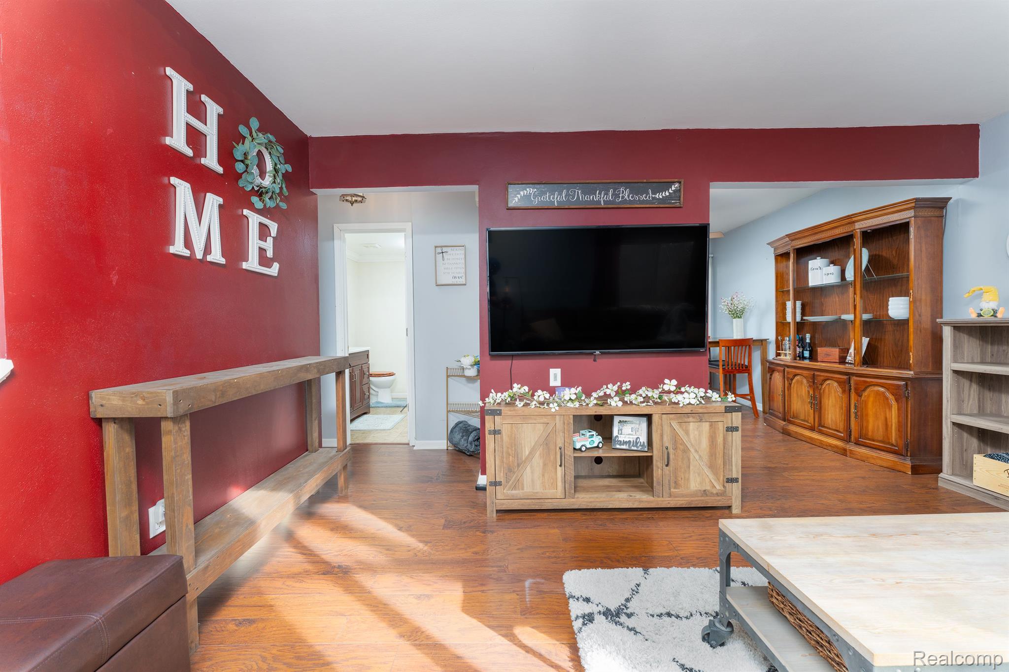 1/2 BATH TO THE LEFT AND KITCHEN IS TO THE RIGHT