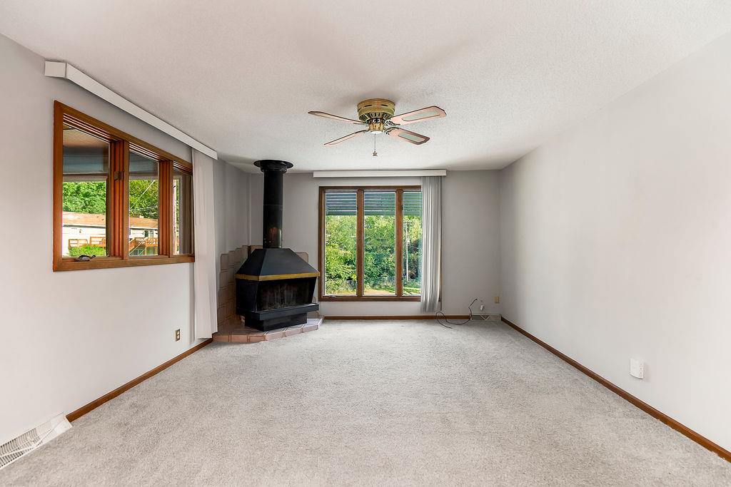 5831 North Ava Avenue Kansas City, MO 64151 - Photo 4 of 37 Gallery Image 4