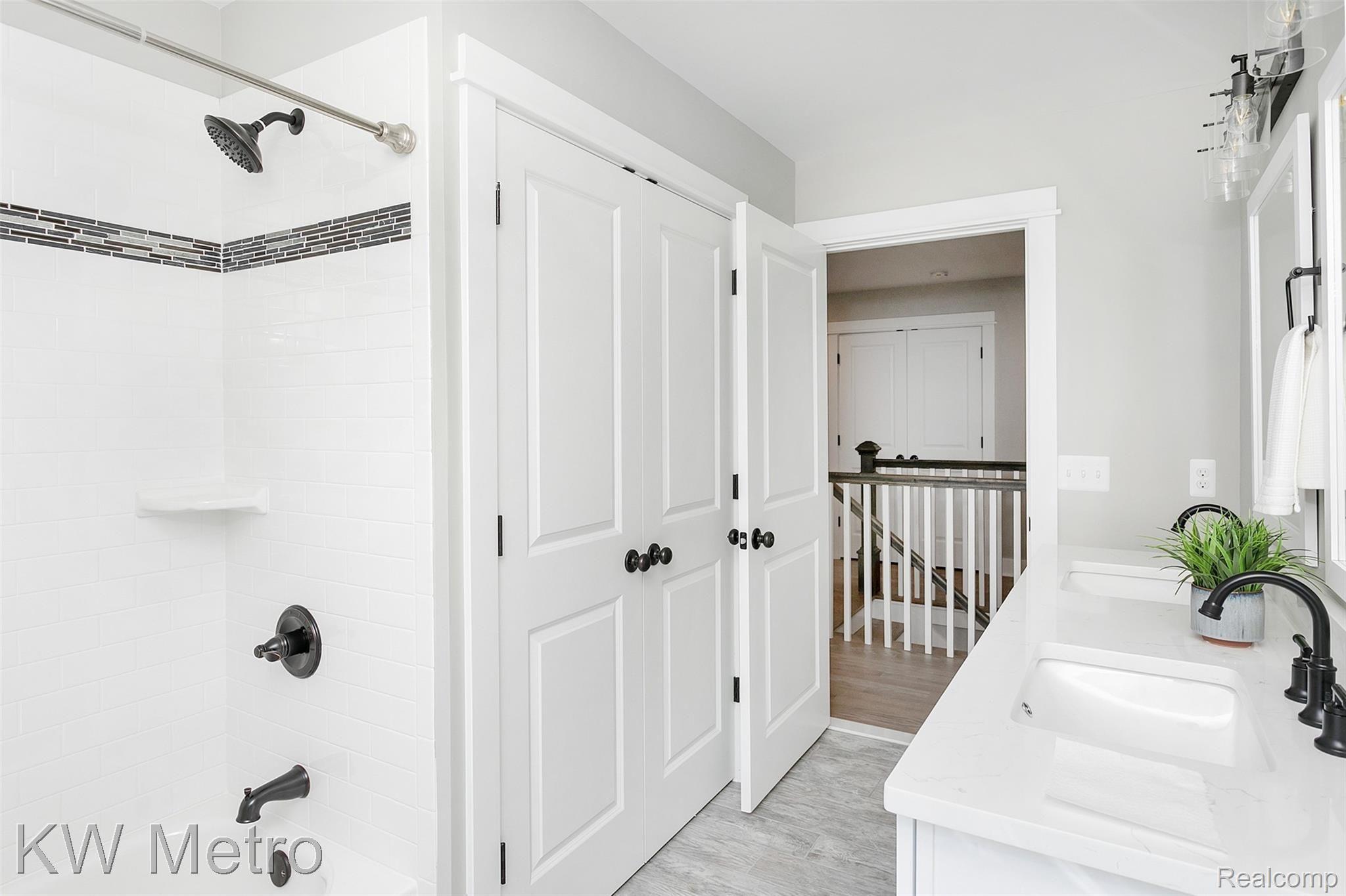 4107 Highfield Road Royal Oak, MI 48073 - Photo 39 of 43 Highfield-37.jpg