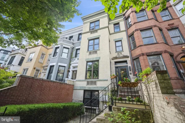 $2,100 | 1450 Harvard Street Northwest, Unit B, Washington, DC 20009