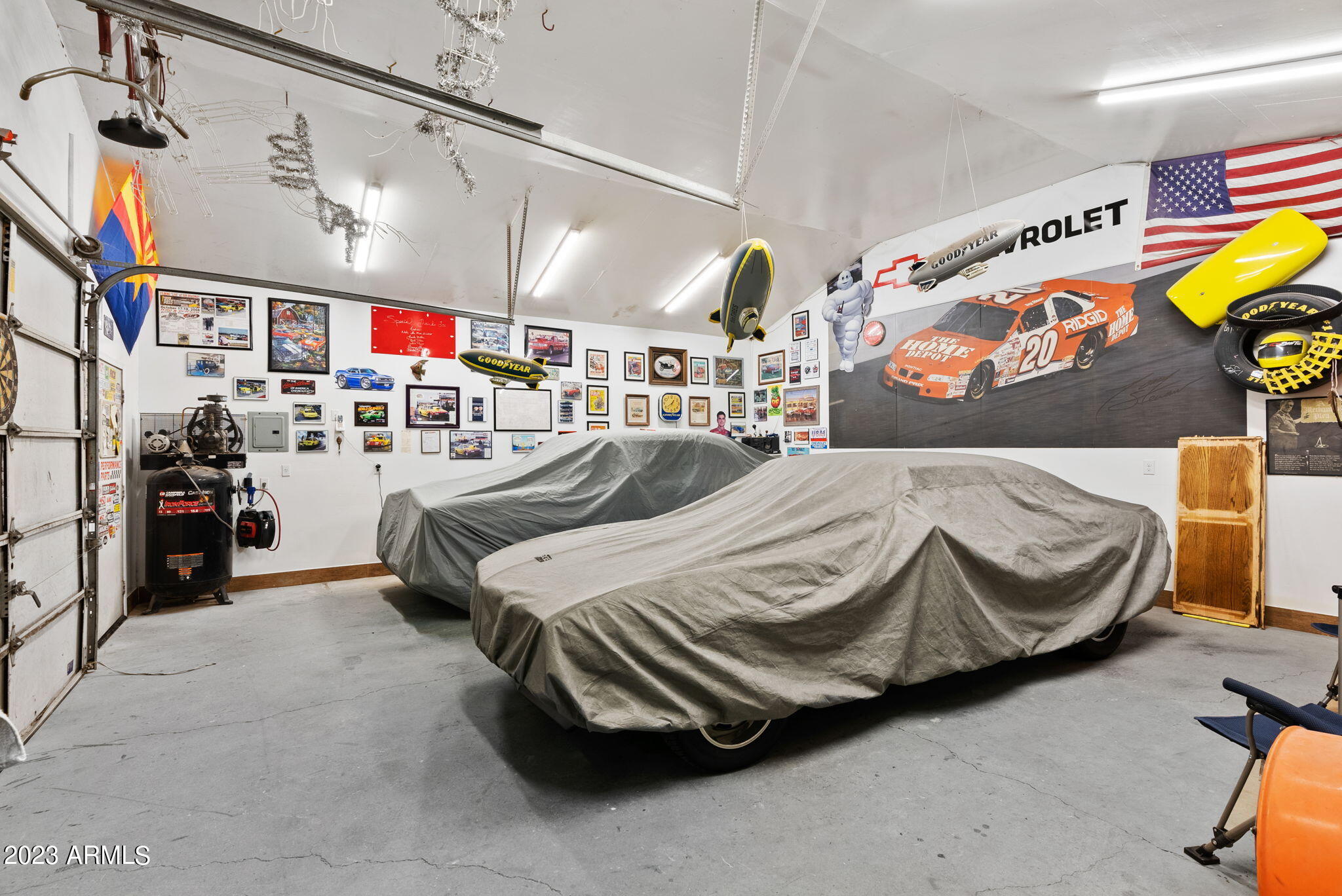 3343 East Guadalupe Road Gilbert, AZ 85234 - Photo 25 of 36 Workshop: Fit's 2 Cars Plus Tools!