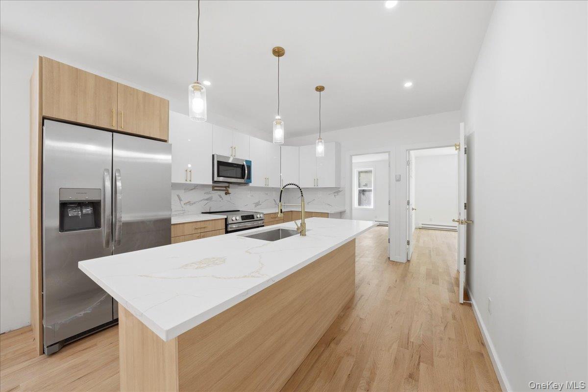 2407 Butler Place Bronx, NY 10461 - Photo 34 of 39