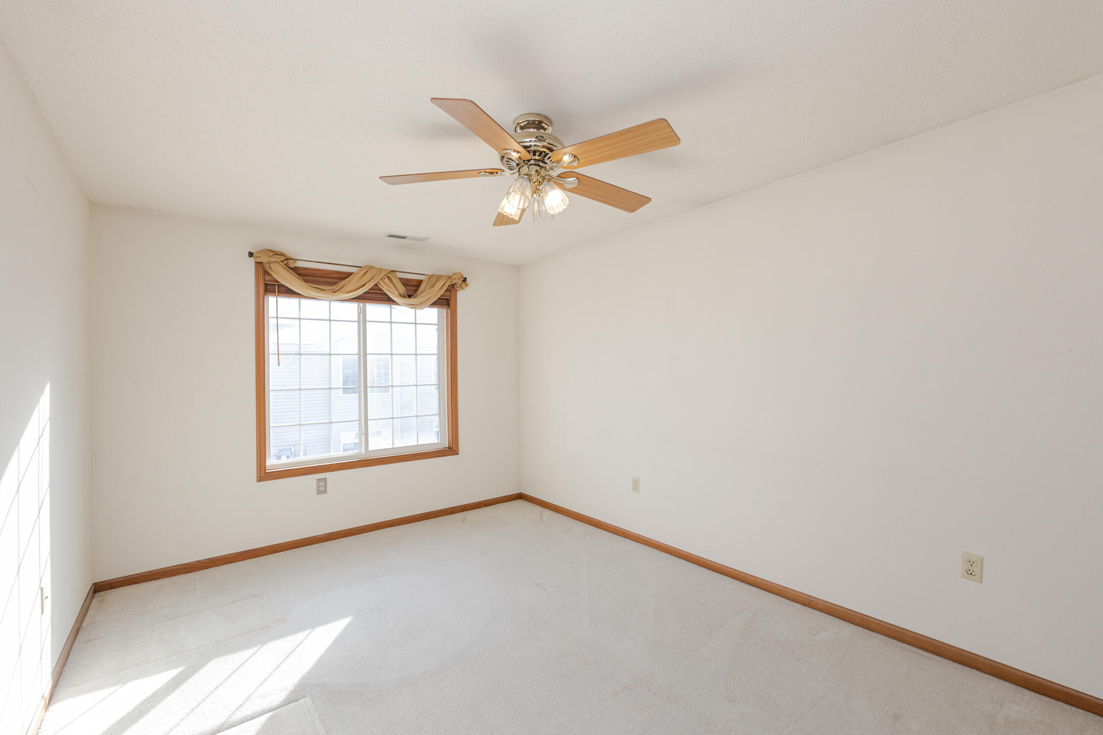 N43-w32953 Rasmus Road, Unit 3H Nashotah, WI 53058 - Photo 17 of 36 Bedroom 2