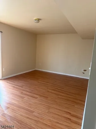 $2,700 | 41 3rd Street, Newark, NJ 07107