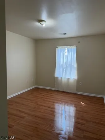 $2,700 | 41 3rd Street, Newark, NJ 07107