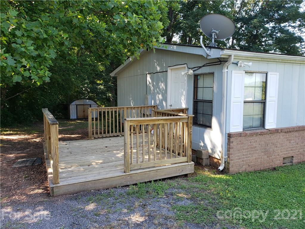 7706 Campground Road Denver, NC 28037 - Photo 3 of 44 Gallery Image 3