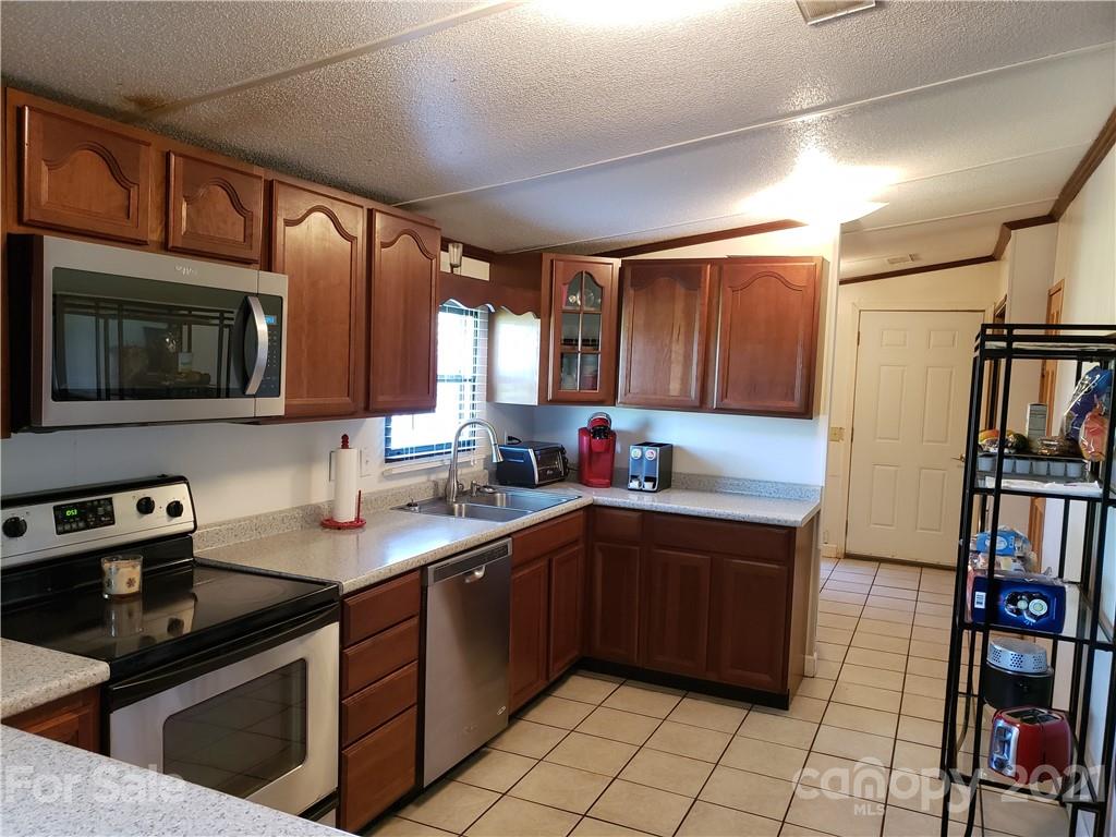 7706 Campground Road Denver, NC 28037 - Photo 7 of 44 Gallery Image 7