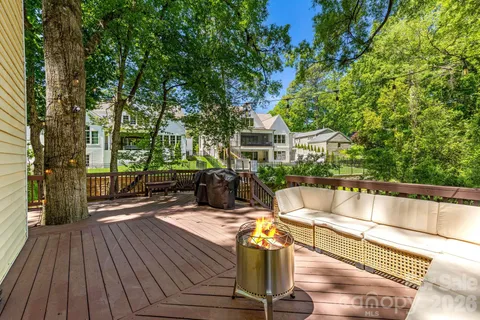 $725,000 | 1512 Ideal Way, Charlotte, NC 28203