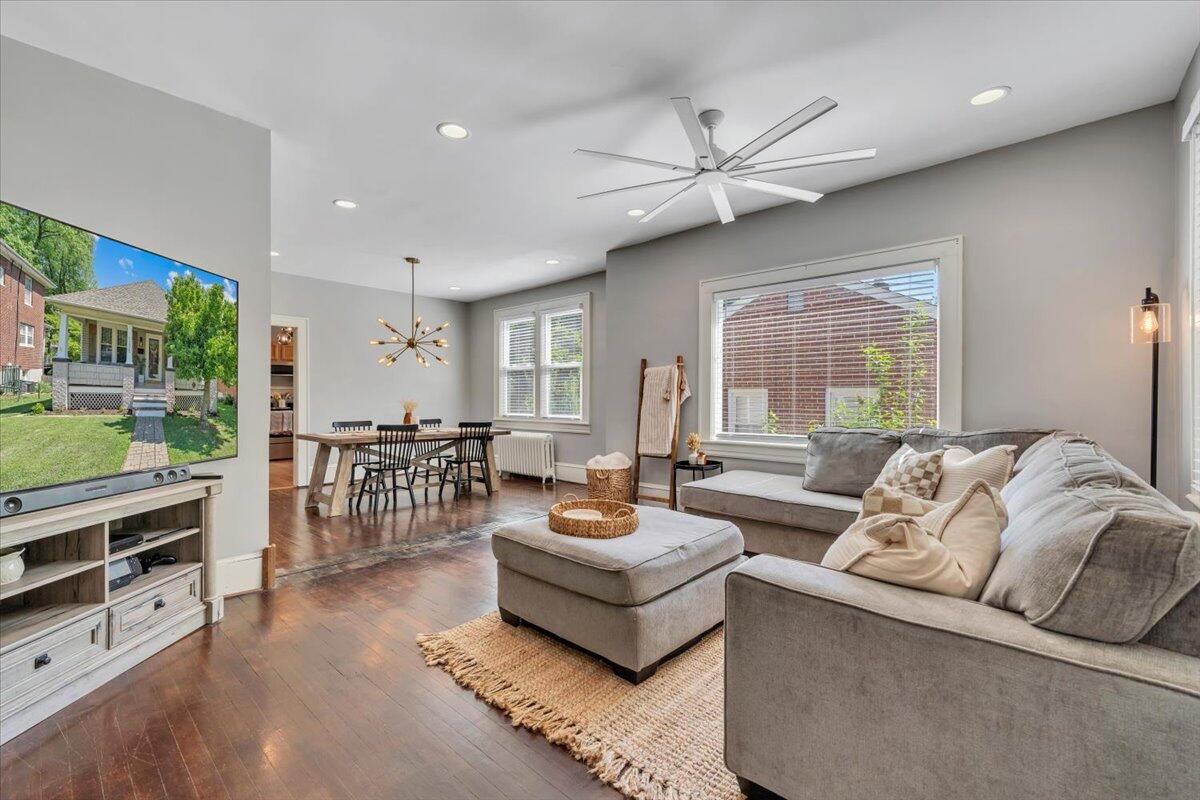 1205 Summit Avenue Southwest Roanoke, VA 24015 - Photo 10 of 52 10-MIB09200