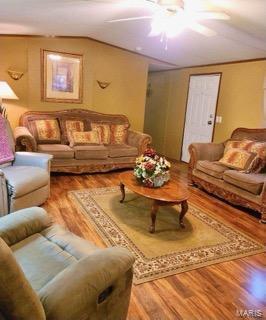 602 Christopher Road Zeigler, IL 62999 - Photo 6 of 19 Gallery Image 6