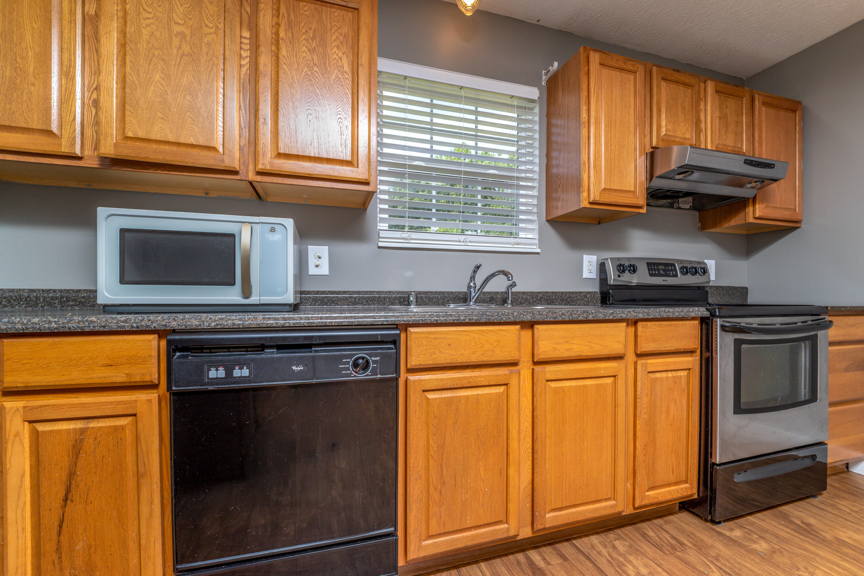 211 Ridgeway Drive Morehead, KY 40351 - Photo 15 of 36 DSC_4037-Edit