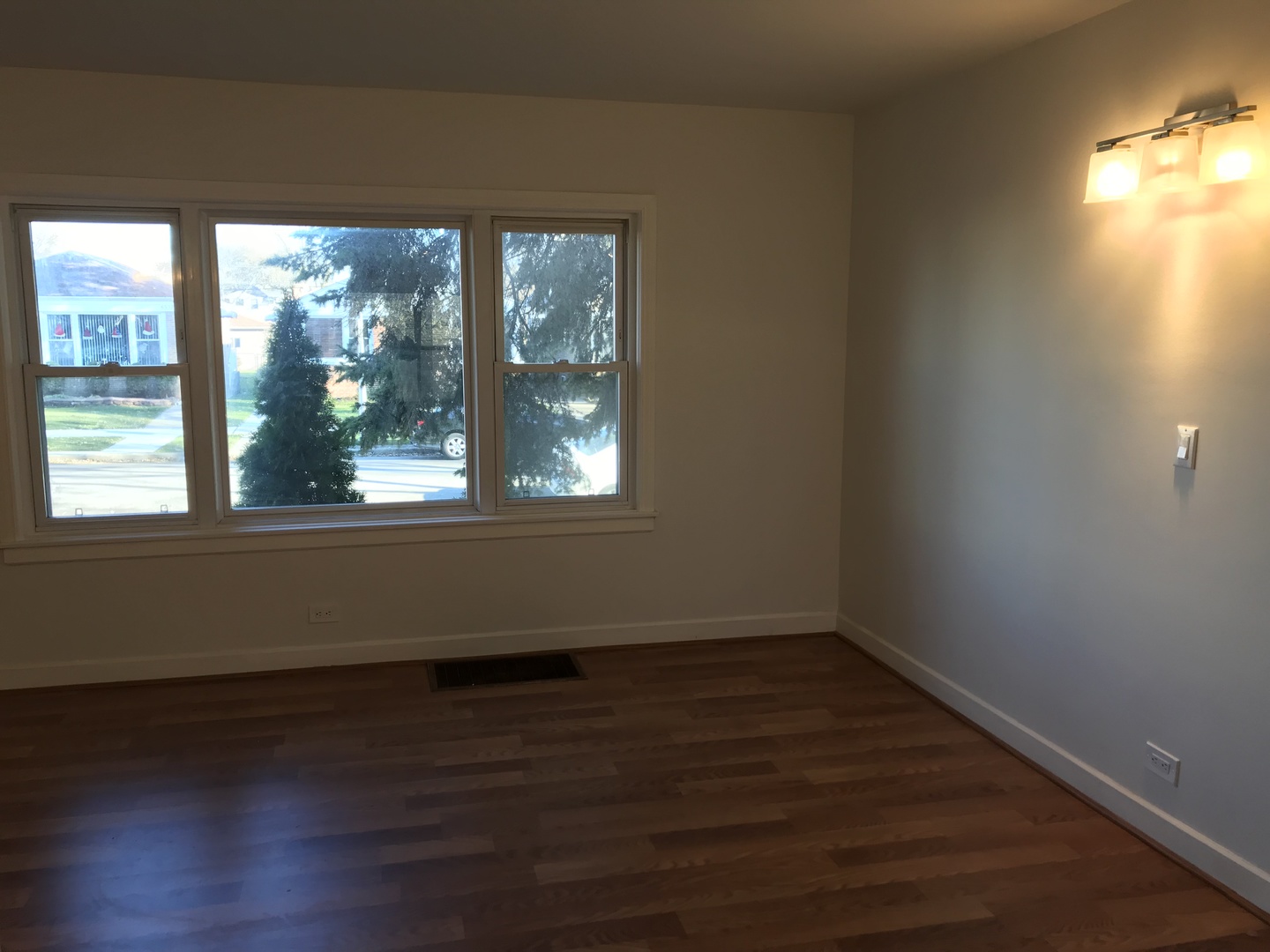 6534 North Troy Street Chicago, IL 60645 - Photo 16 of 22