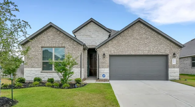 $435,000 | 14243 Volcano Perch Drive, Conroe, TX 77384