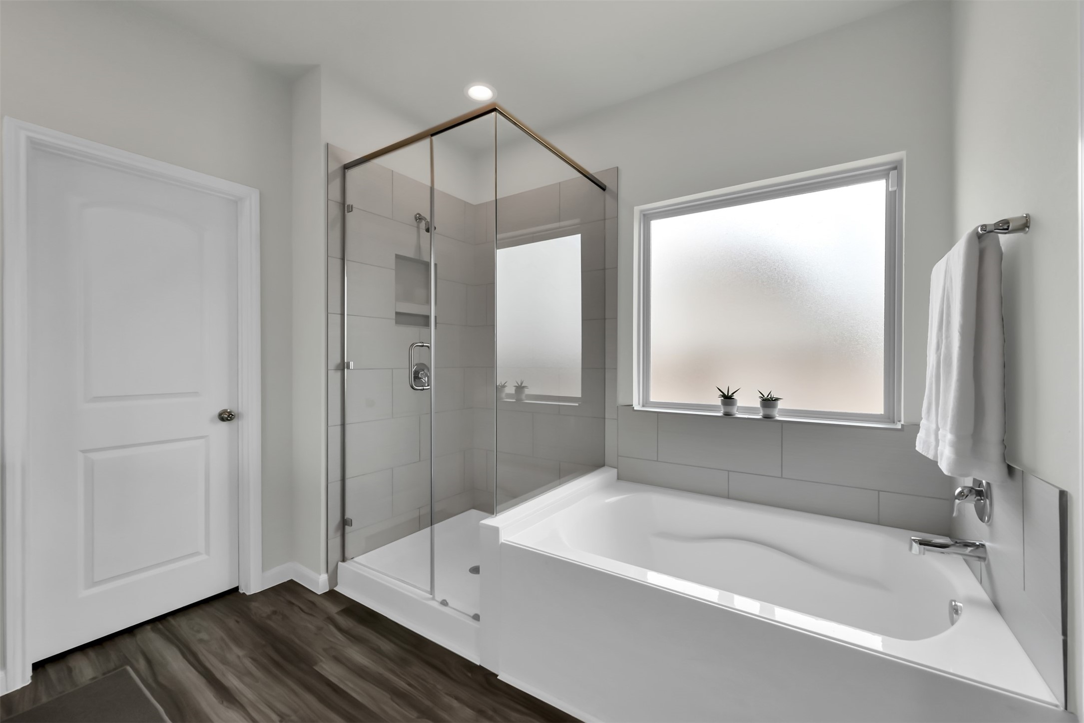 14243 Volcano Perch Drive Conroe, TX 77384 - Photo 11 of 25 Another view of the primary bathroom