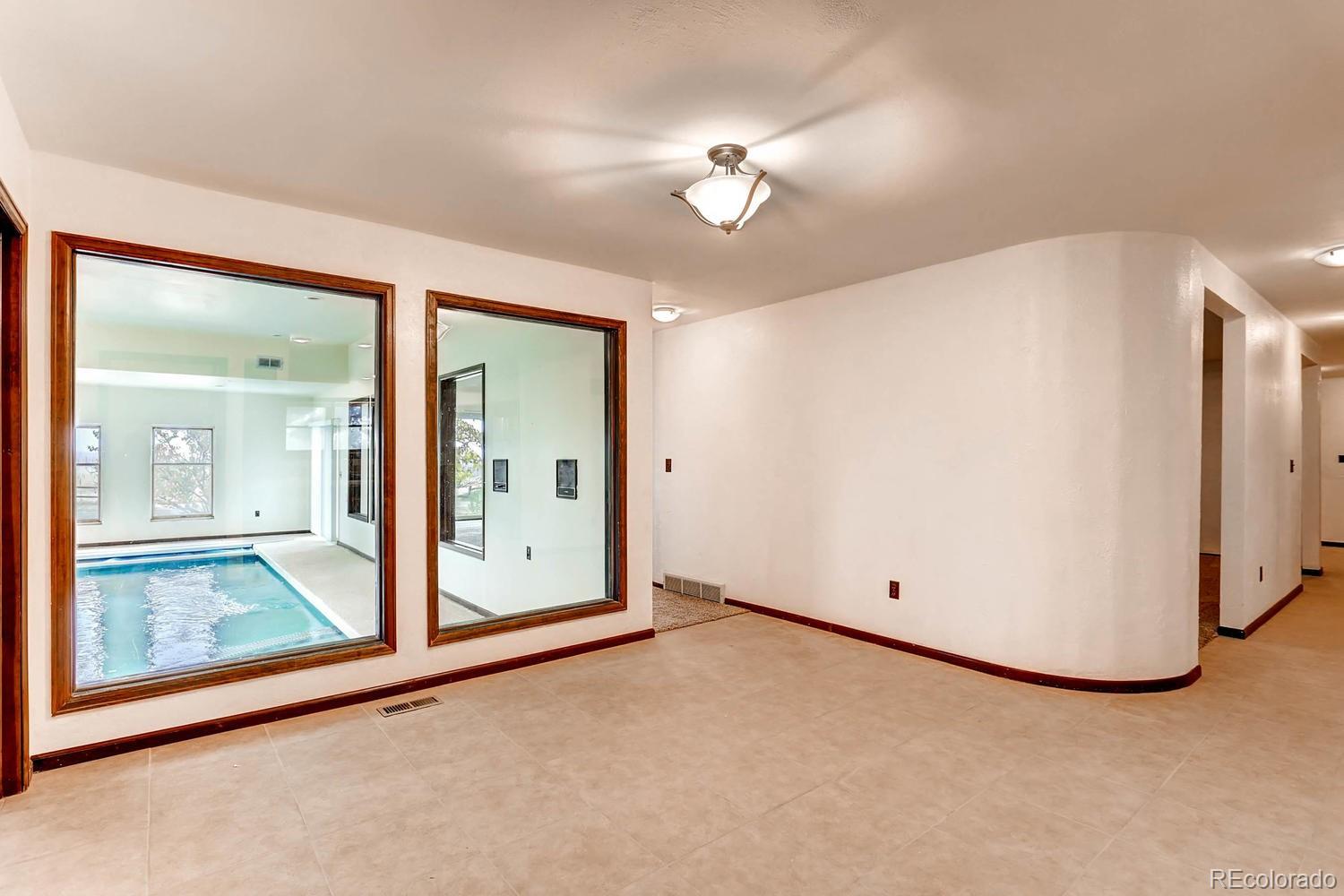 295 North Dutch Valley Road Bennett, CO 80102 - Photo 11 of 35 Gallery Image 11