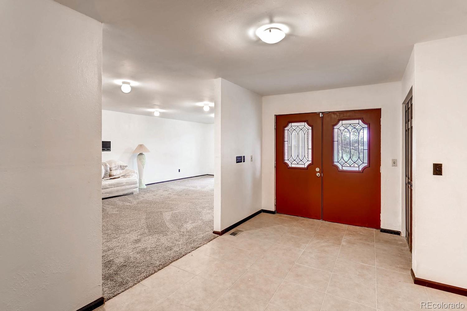 295 North Dutch Valley Road Bennett, CO 80102 - Photo 3 of 35 Gallery Image 3