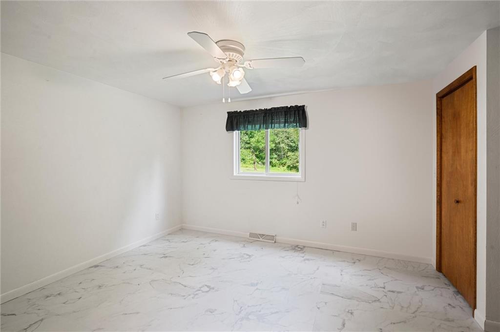 419 Monroe Road Sarver, PA 16055 - Photo 18 of 48