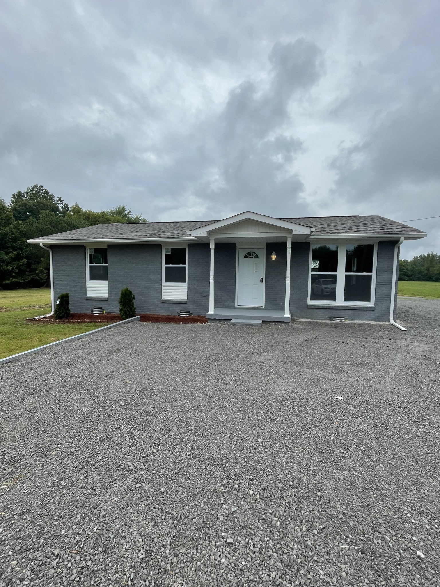 1912 Woodlawn Road Clarksville, TN 37042 - Photo 3 of 16