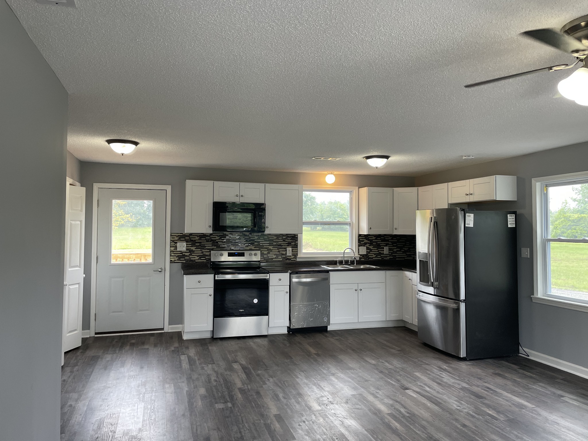 1912 Woodlawn Road Clarksville, TN 37042 - Photo 5 of 16