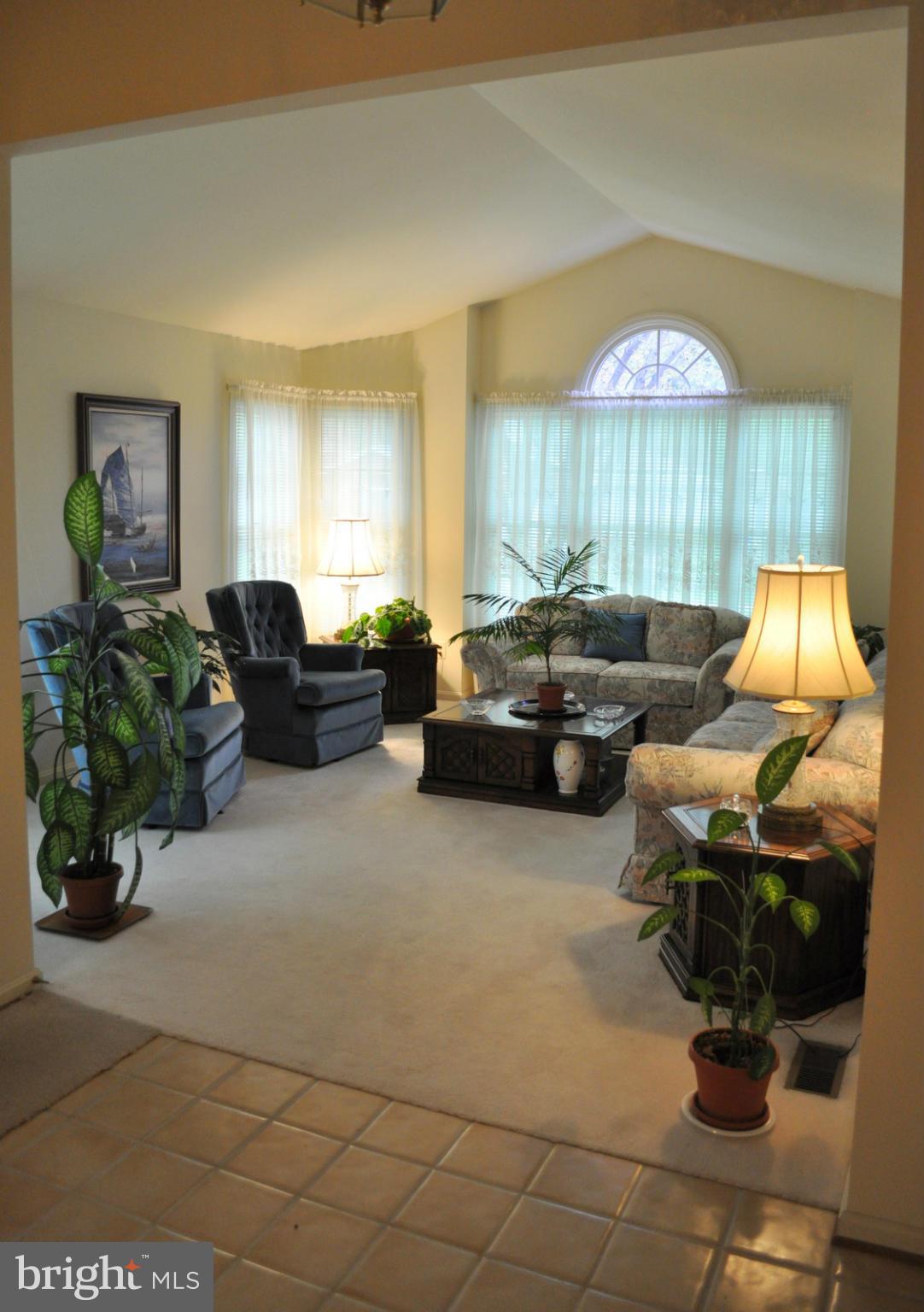 2516 Bollard Road Annapolis, MD 21401 - Photo 4 of 29 Living Room