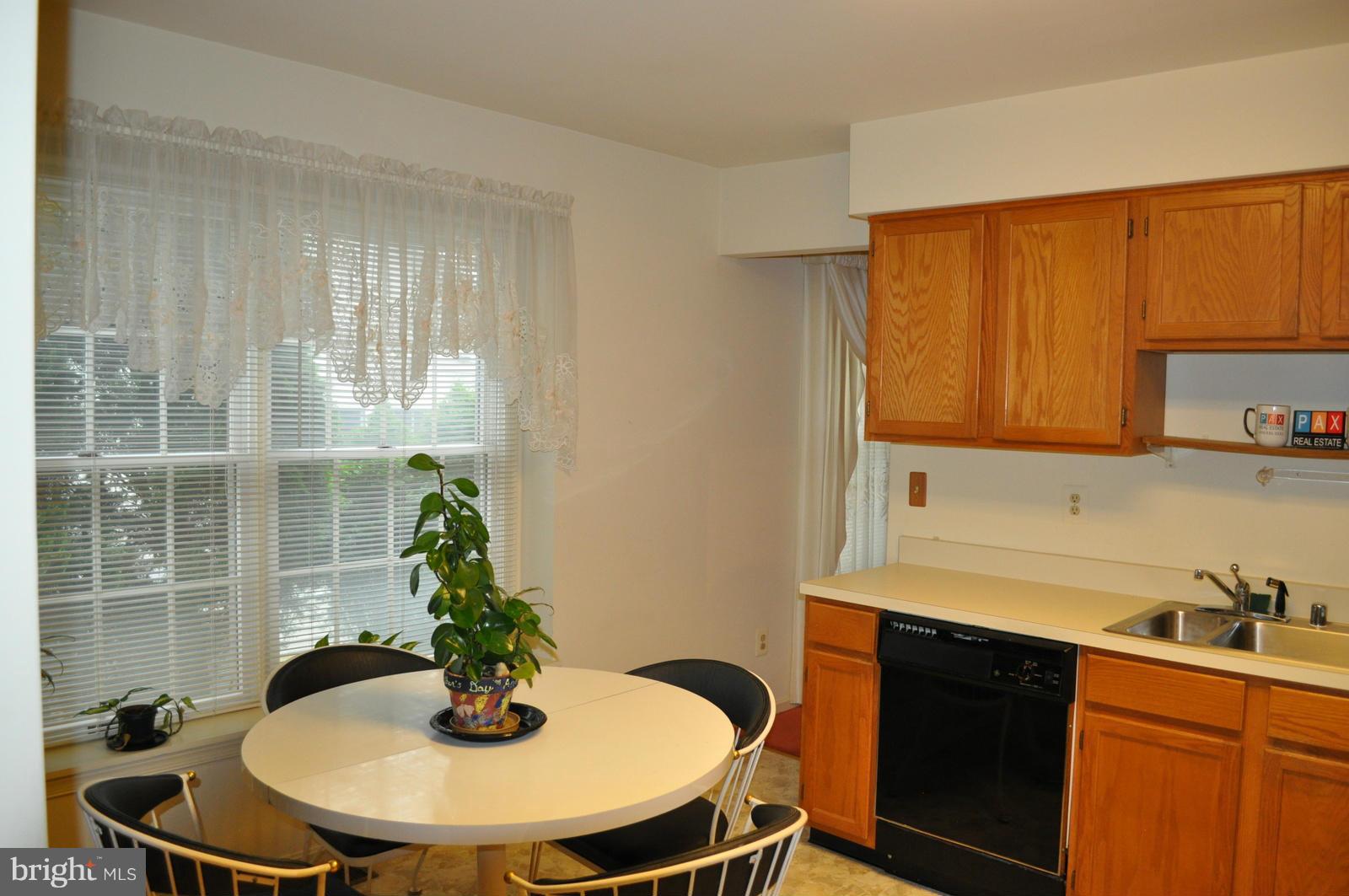 2516 Bollard Road Annapolis, MD 21401 - Photo 9 of 29 Kitchen