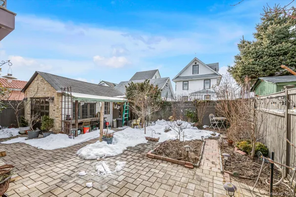 $2,190,000 | 39-12 215th Place | Bayside