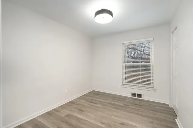 $227,950 | 24701 Parklawn Street, Oak Park, MI 48237