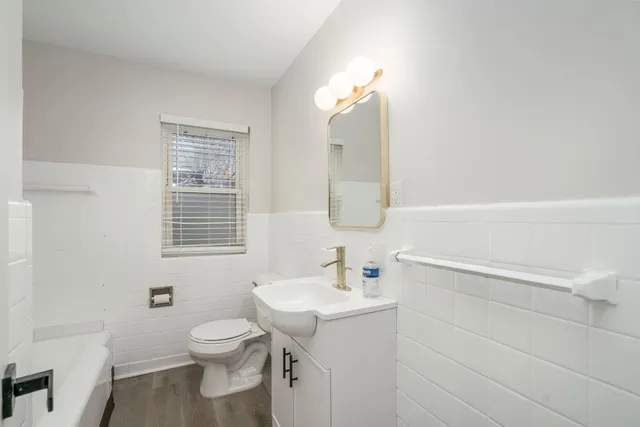 $227,950 | 24701 Parklawn Street, Oak Park, MI 48237