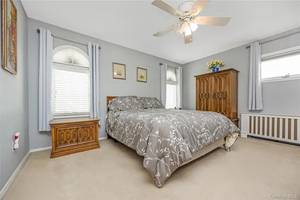 $929,000 | 130 West Drive, Massapequa, NY 11758