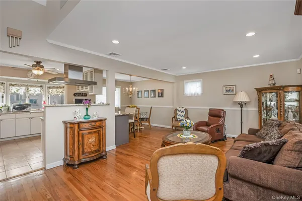 $929,000 | 130 West Drive, Massapequa, NY 11758