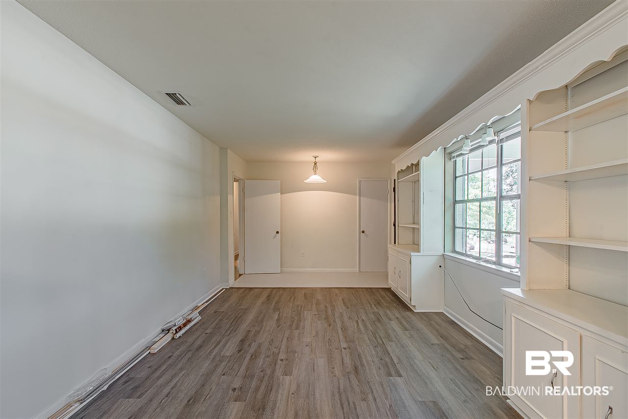 1548 Schillinger Road South Mobile, AL 36695 - Photo 9 of 42