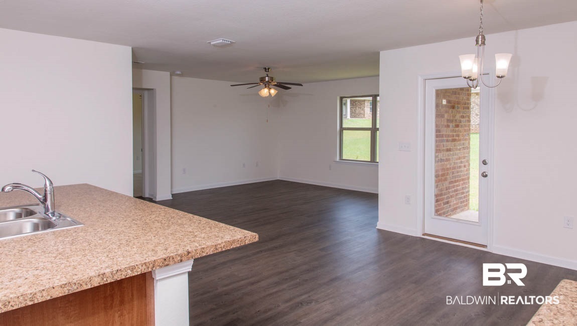 10478 Orkney Way Daphne, AL 36527 - Photo 5 of 29