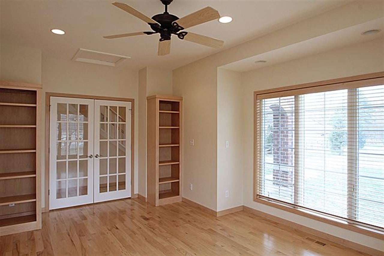 1610 North Dubuque Road Iowa City, IA 52245 - Photo 11 of 25 Gallery Image 11