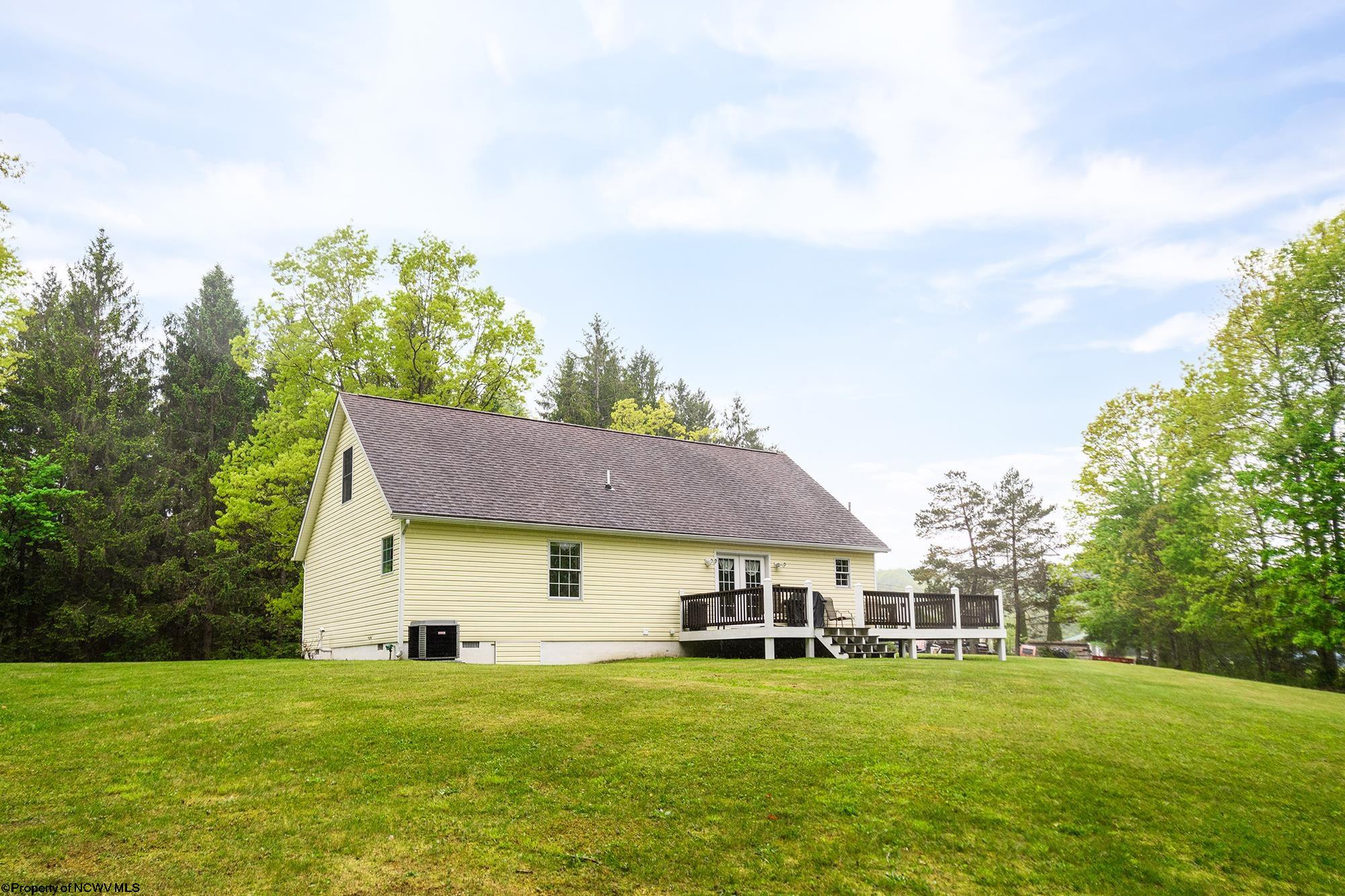 723 Burnside Camp Road Terra Alta, WV 26764 - Photo 3 of 37 Gallery Image 3