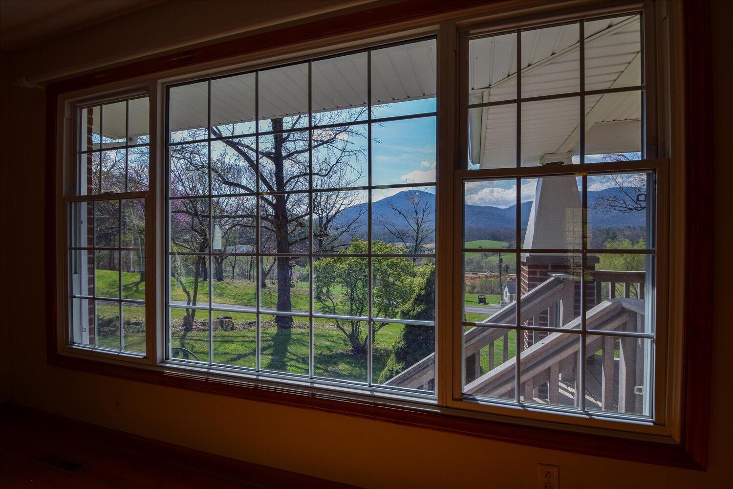 6141 Poage Valley Road Roanoke, VA 24018 - Photo 20 of 53 14-6141 Poage Valley-22