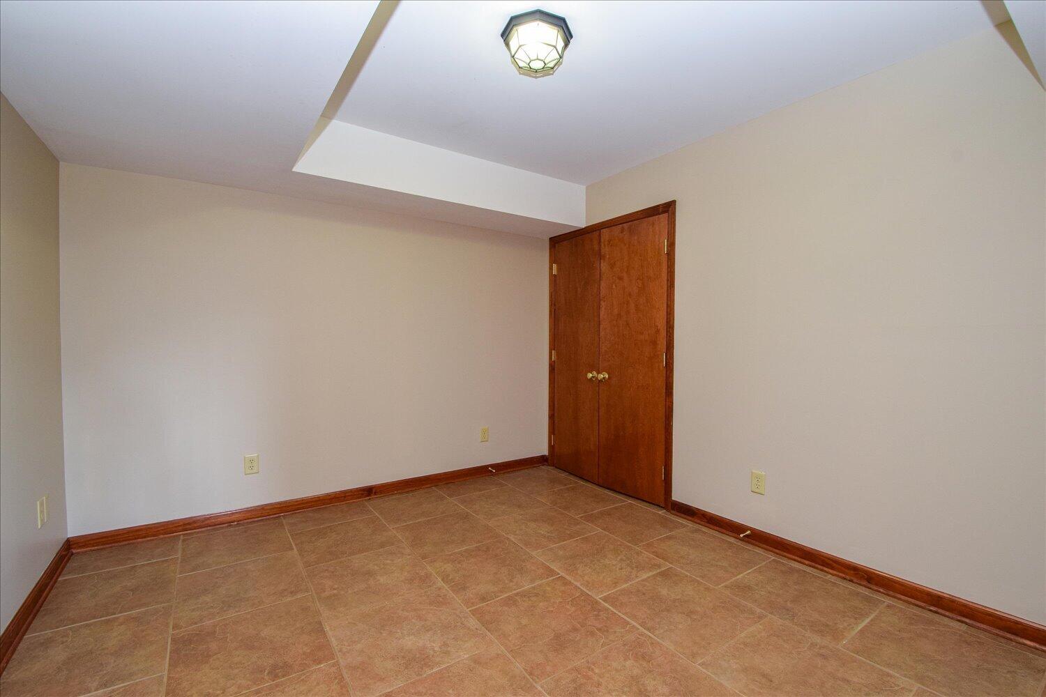 6141 Poage Valley Road Roanoke, VA 24018 - Photo 23 of 53 25-6141 Poage Valley-26