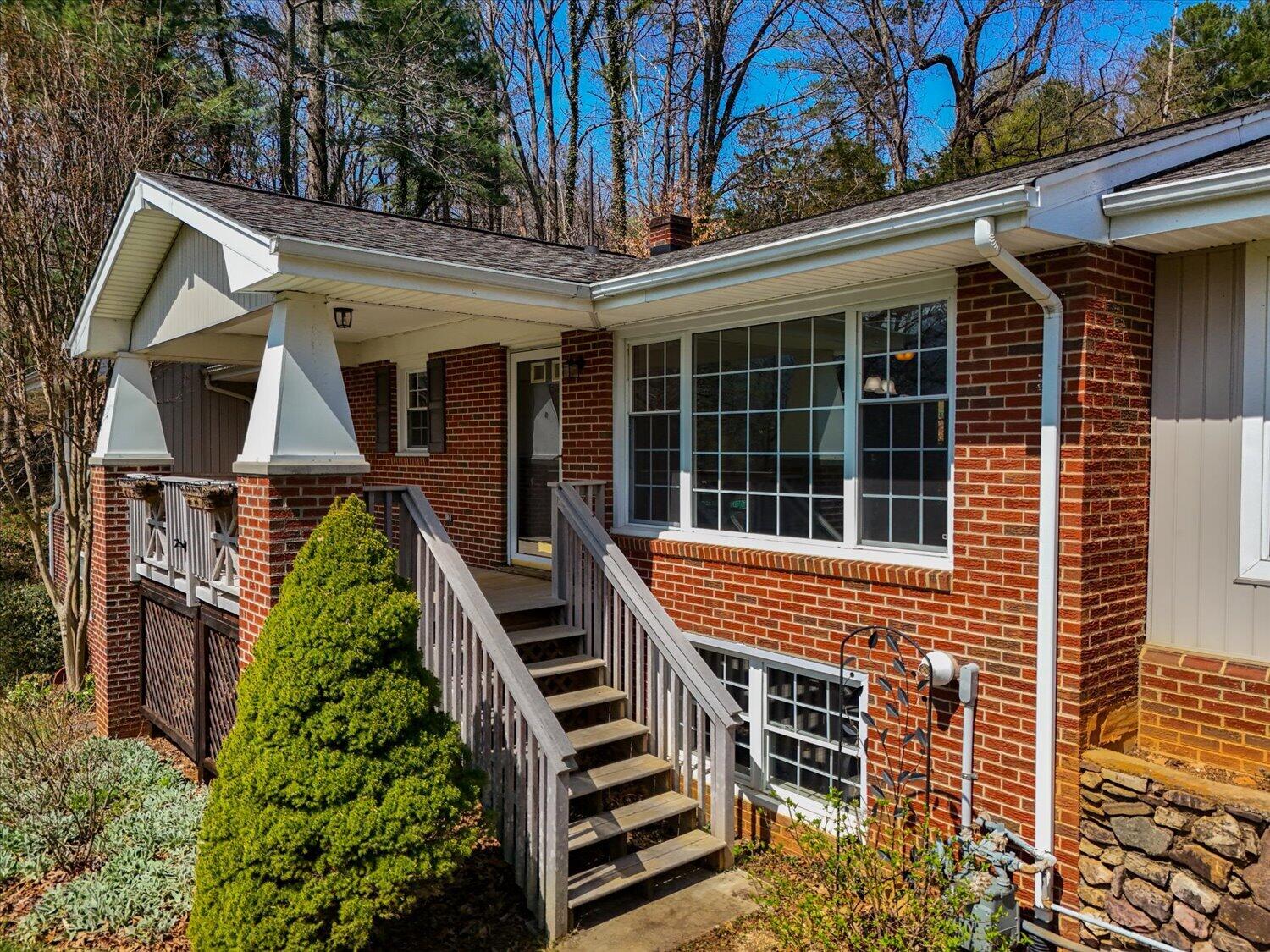 6141 Poage Valley Road Roanoke, VA 24018 - Photo 32 of 53 30-6141 Poage Valley-31