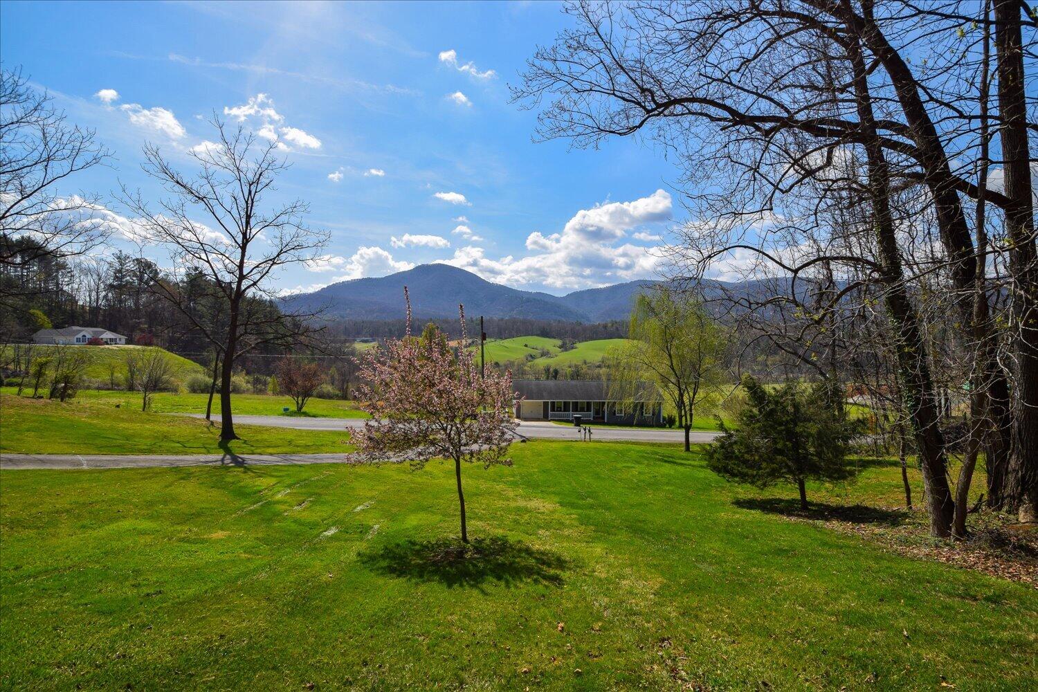 6141 Poage Valley Road Roanoke, VA 24018 - Photo 45 of 53 45-6141 Poage Valley-46