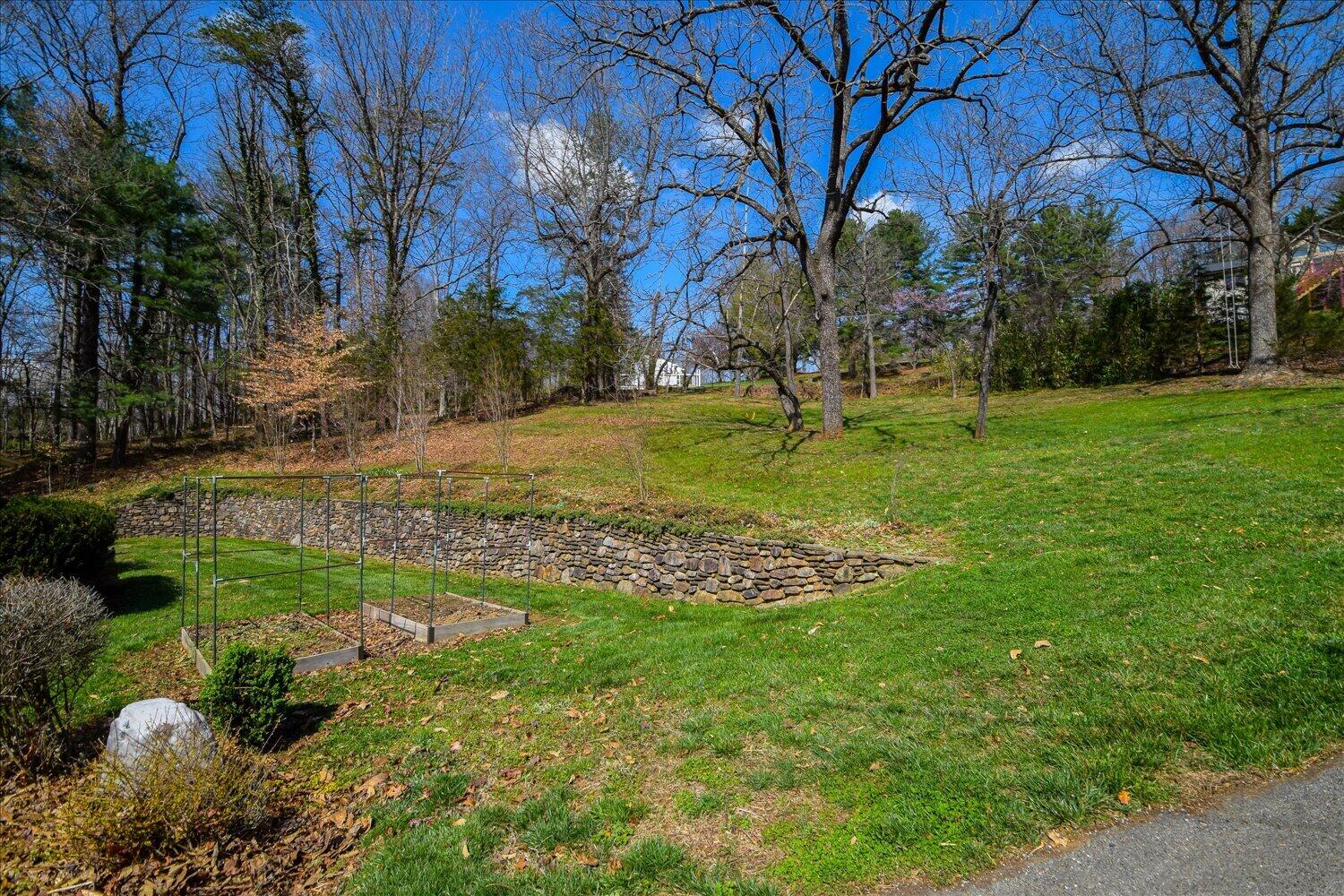 6141 Poage Valley Road Roanoke, VA 24018 - Photo 46 of 53 46-6141 Poage Valley-47