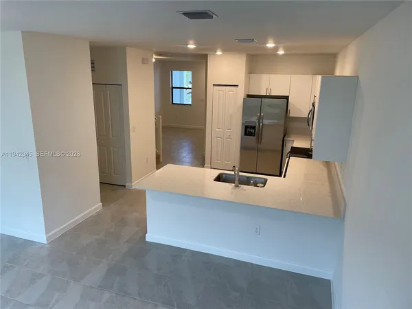 $3,000 | 13119 Southwest 232nd Street, Miami, FL 33170