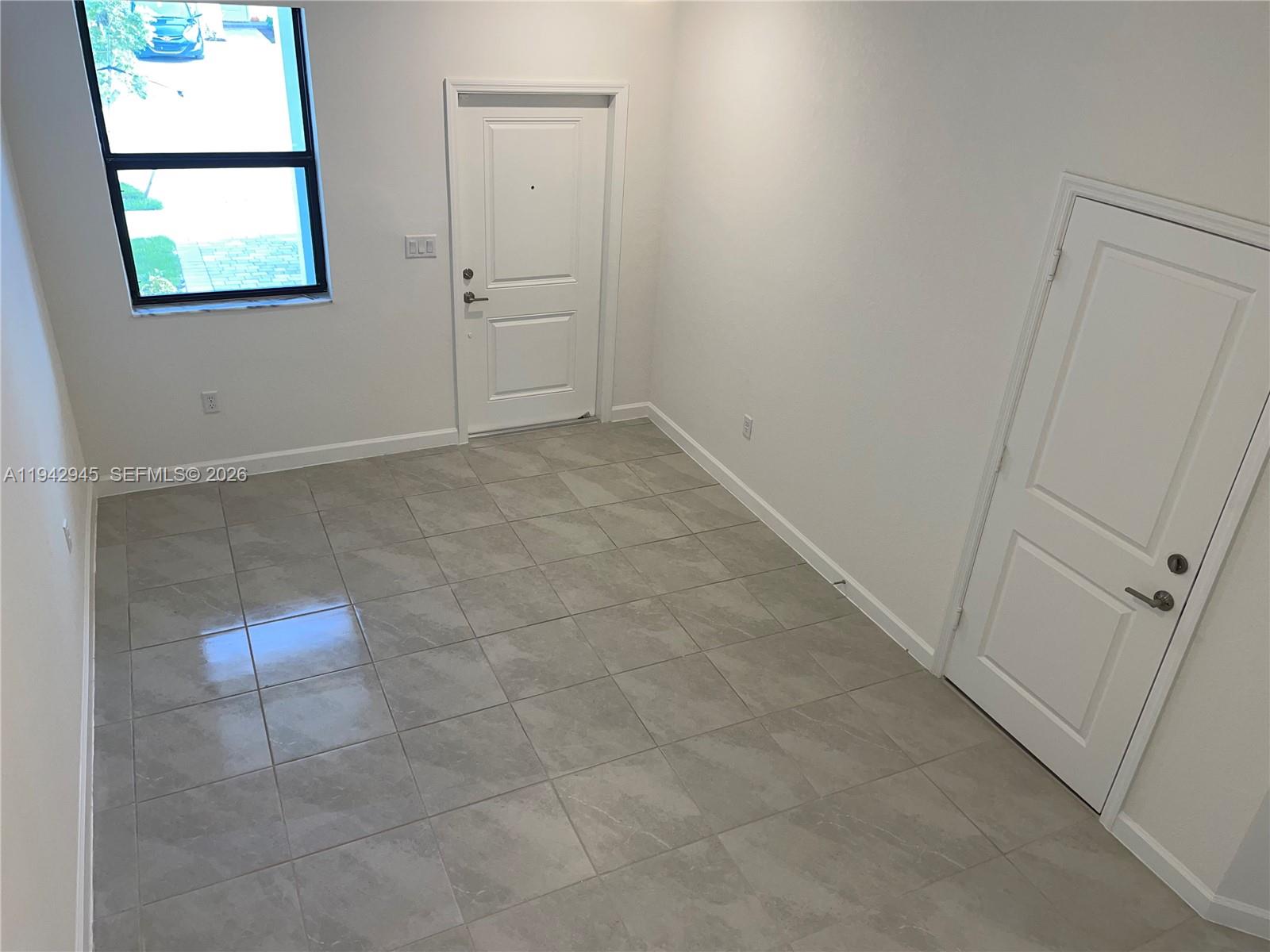 13119 Southwest 232nd Street Miami, FL 33170 - Photo 10 of 28