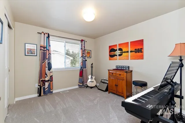 $619,000 | 7701 West Bearcreek Court, Boise, ID 83704