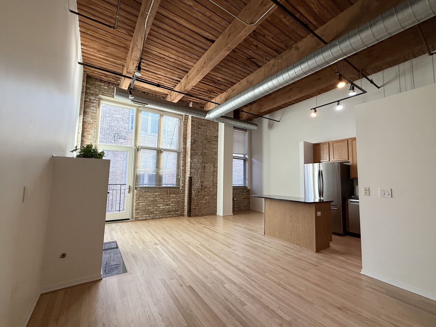 1500 West Monroe Street, Unit 605 Chicago, IL 60607 - Photo 2 of 19