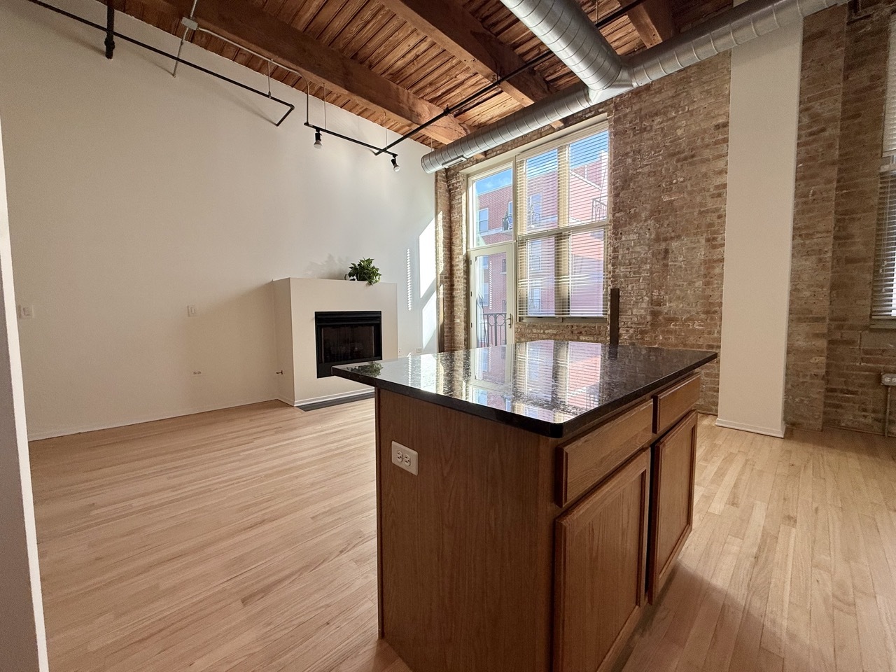 1500 West Monroe Street, Unit 605 Chicago, IL 60607 - Photo 6 of 19