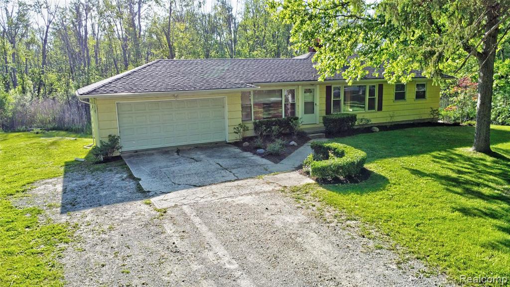 5890 Grange Hall Road Holly, MI 48442 - Photo 41 of 67